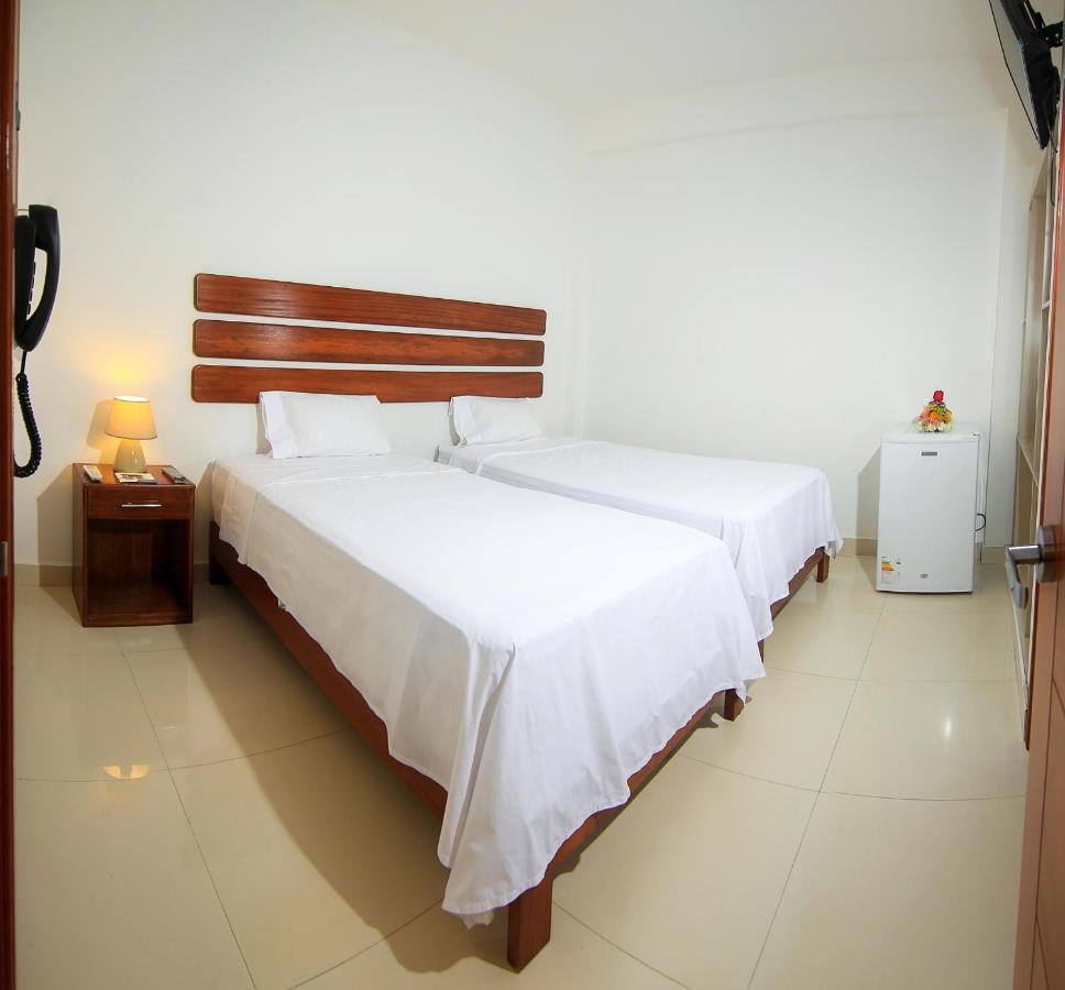 Vuelo 78 Hotel Tarapoto Esterno foto