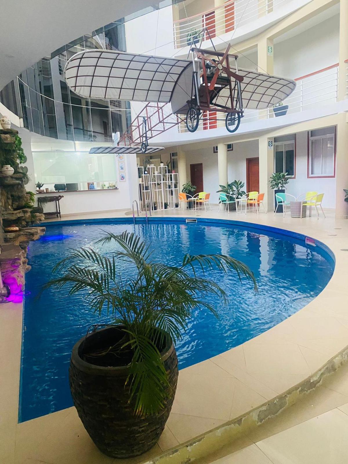 Vuelo 78 Hotel Tarapoto Esterno foto
