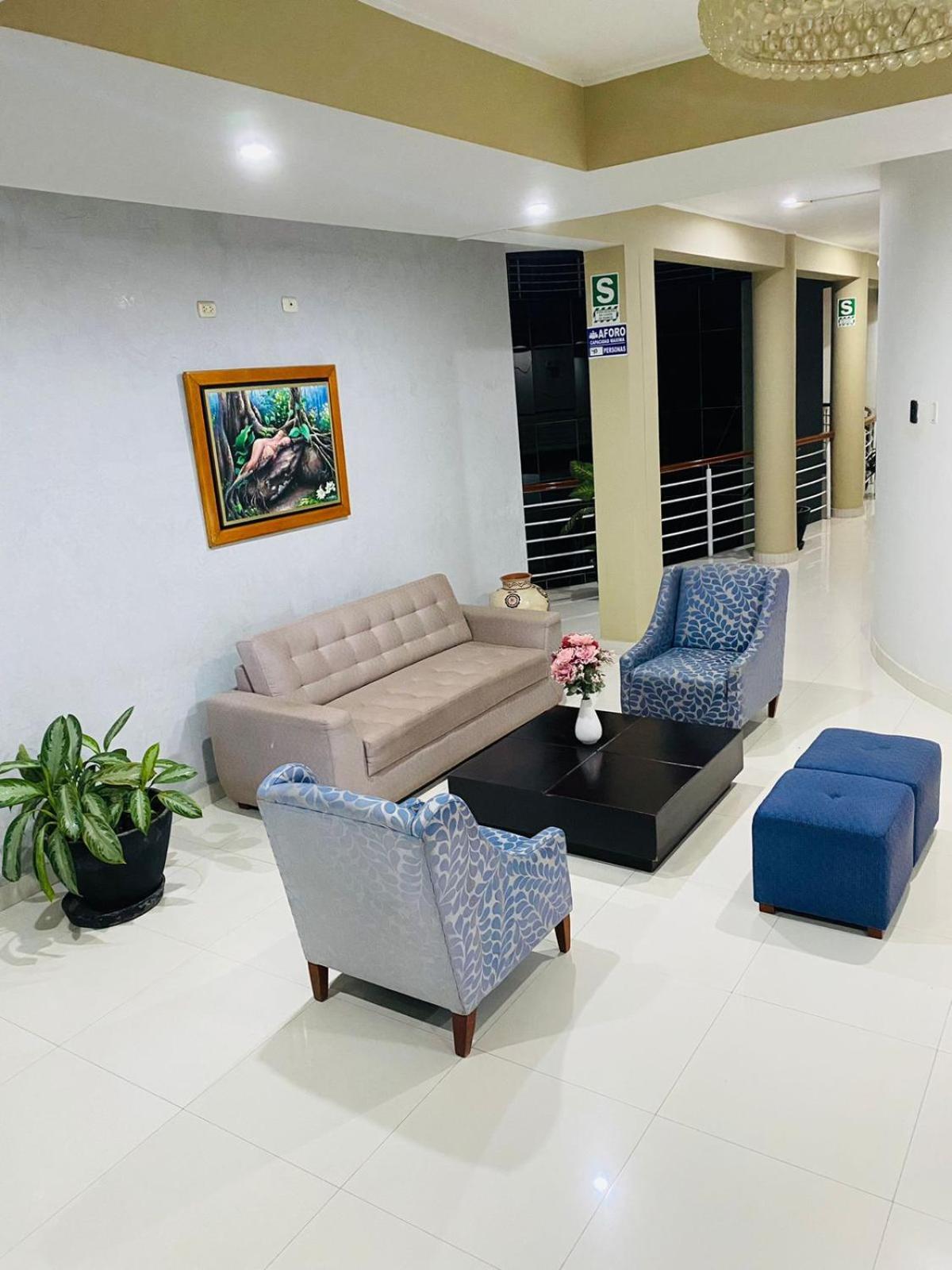 Vuelo 78 Hotel Tarapoto Esterno foto